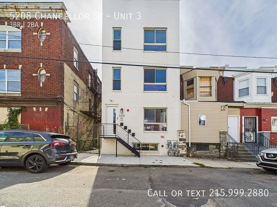 5208 Chancellor St #3