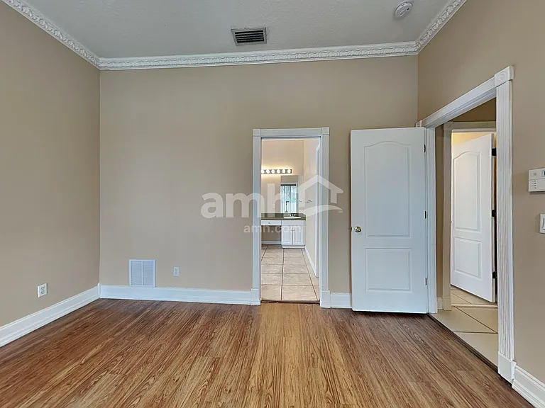 11525 Andy Dr — Photo 10
