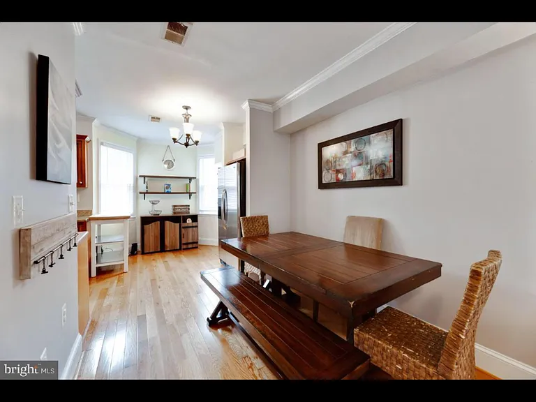 1637 Kramer St NE — Photo 6
