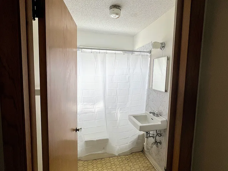 1410 W Broadway St #1410 — Photo 7