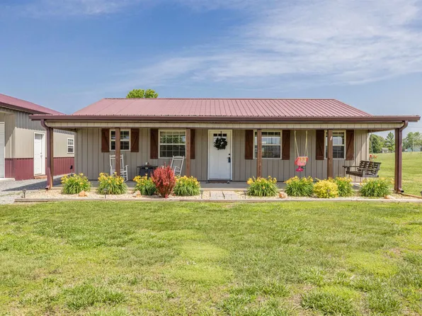 2372 Cardinal Rd, Mayfield, KY 42066