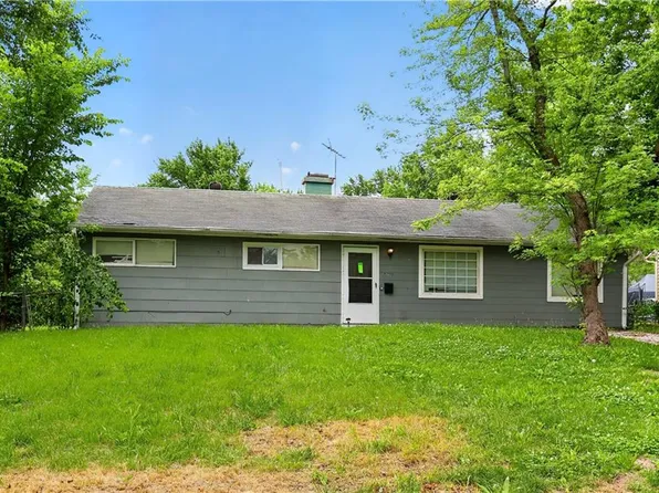 11401 Palmer Ave, Kansas City, MO 64134