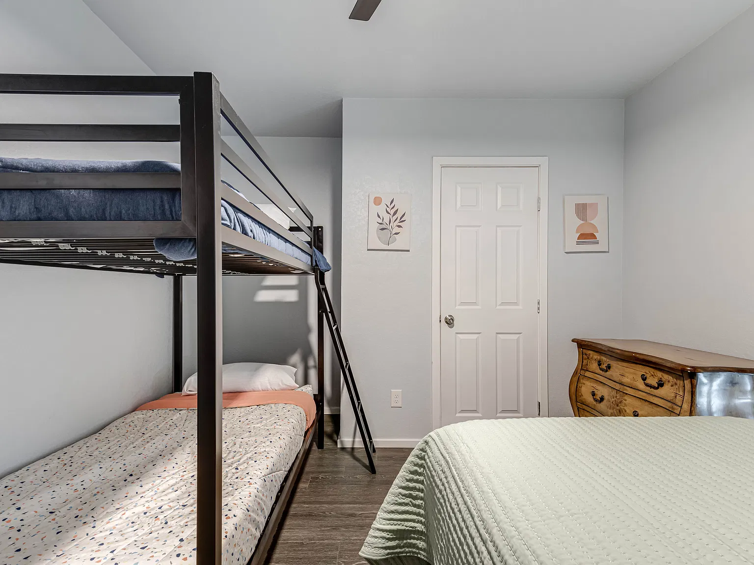 3 bed, 1248 sqft, $1,200 — Photo 3