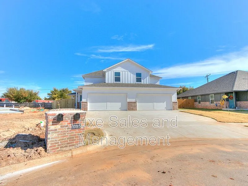 3 bed, 2.5 bath, 1265 sqft, $1,545 — Photo 4