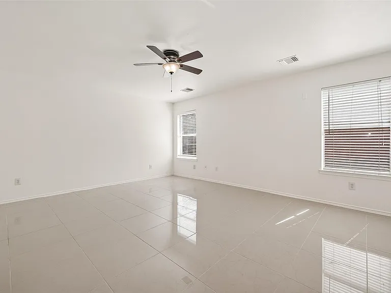 3807 Brook Garden Ln — Photo 24