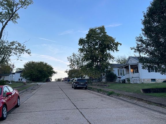 5th image of 620 S 4th St