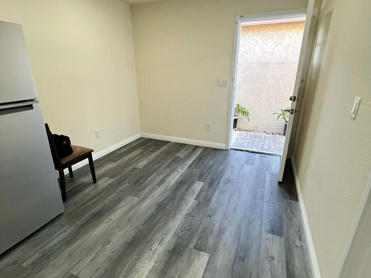 1529 Duarte Place - 1 — Photo 3