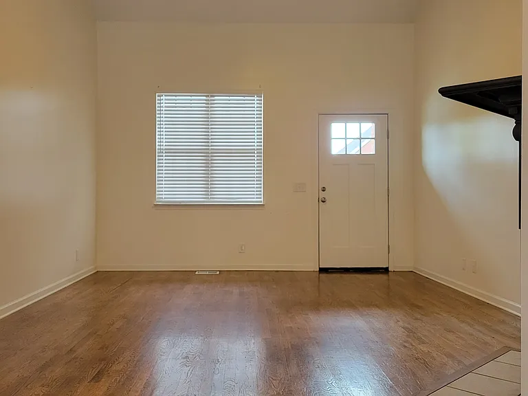 311 Wyoming Dr — Photo 3