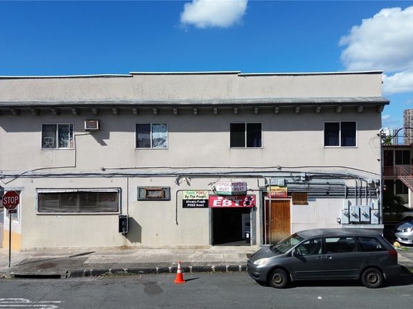 honolulu-hawaii-306381609 picture