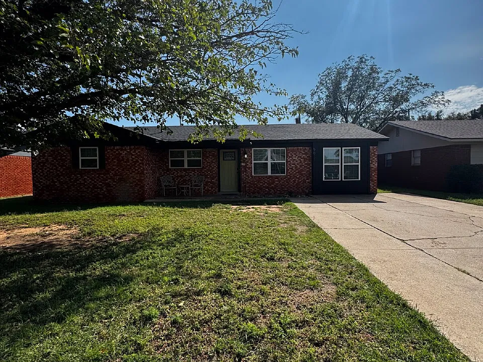 5611 16th Pl