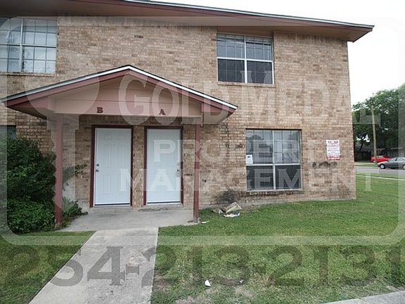2nd image of 1803 Cedarhill Dr APT A