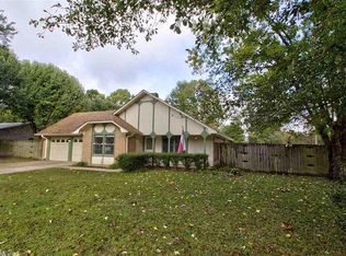 4102 Monroe Dr, Texarkana, TX 75503