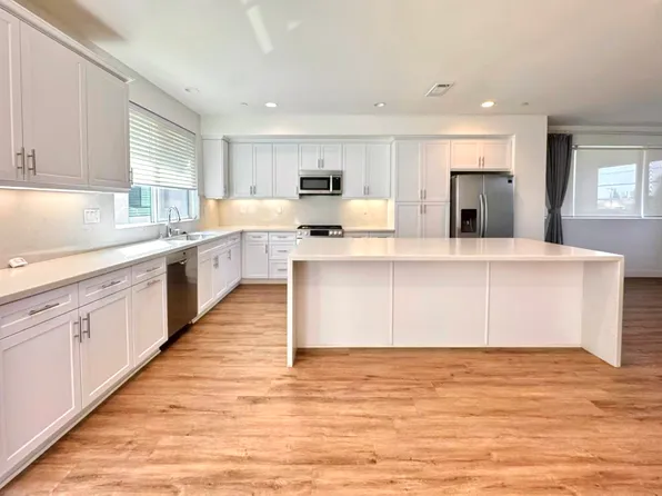 13143 W Lumina Way, Valley Glen, CA 91401