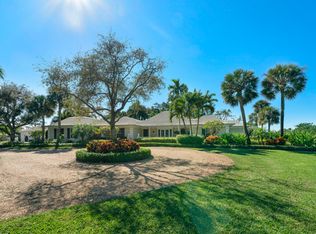6 Country Club Cir, Golf, FL 33436
