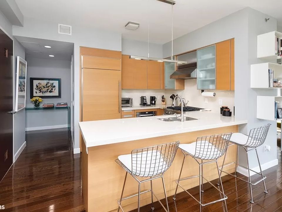 1st image of 303 E 77th St APT 6A
