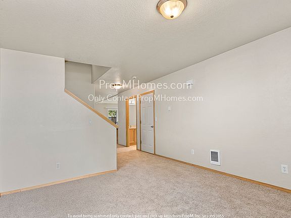 5th image of 12576 SE Ramona St #0