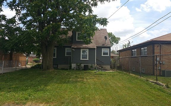 5th image of 410 Greenbay Ave