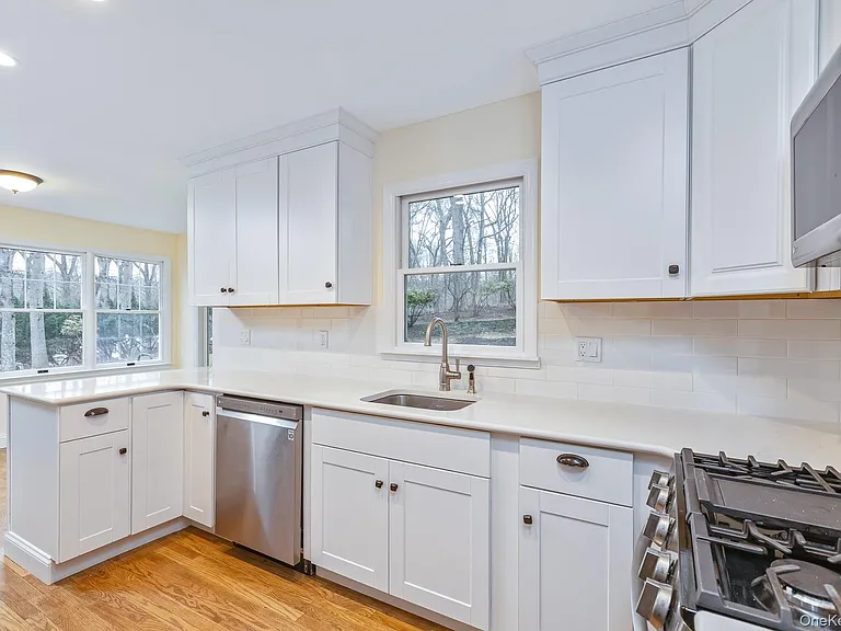451 River Rd — Photo 12