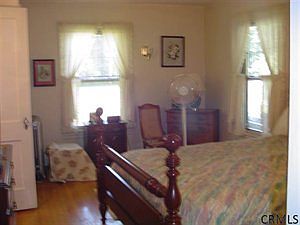 4th image of 80 Glenridge Rd