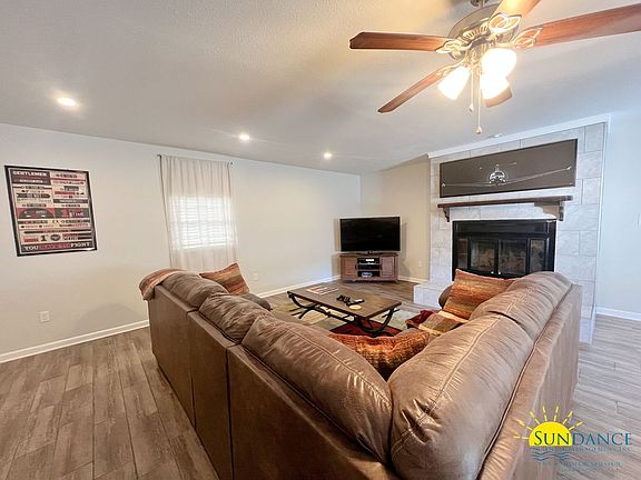 5th image of 129 Boyce Dr