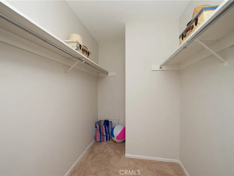 12830 Burbank Blvd #305 — Photo 11