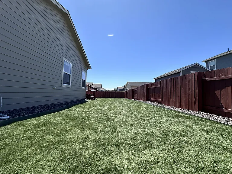 525 Quincy Rr Ave — Photo 5