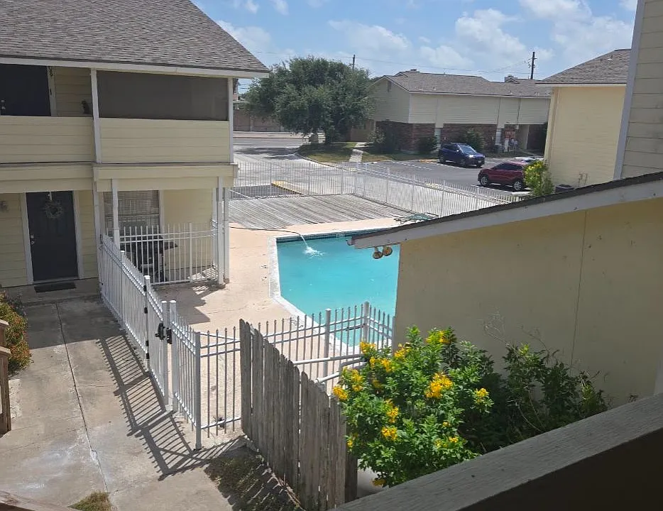 1011 Ennis Joslin Rd #212