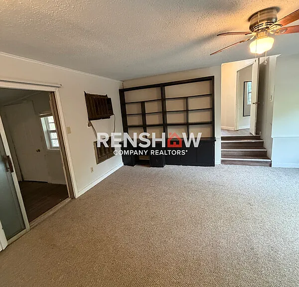 450 Bedwell St — Photo 9