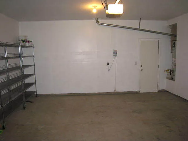 1114 Villaggio Cir — Photo 18
