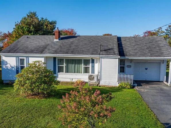 187 Caldwell Rd, Halifax, NS B2V 1J5
