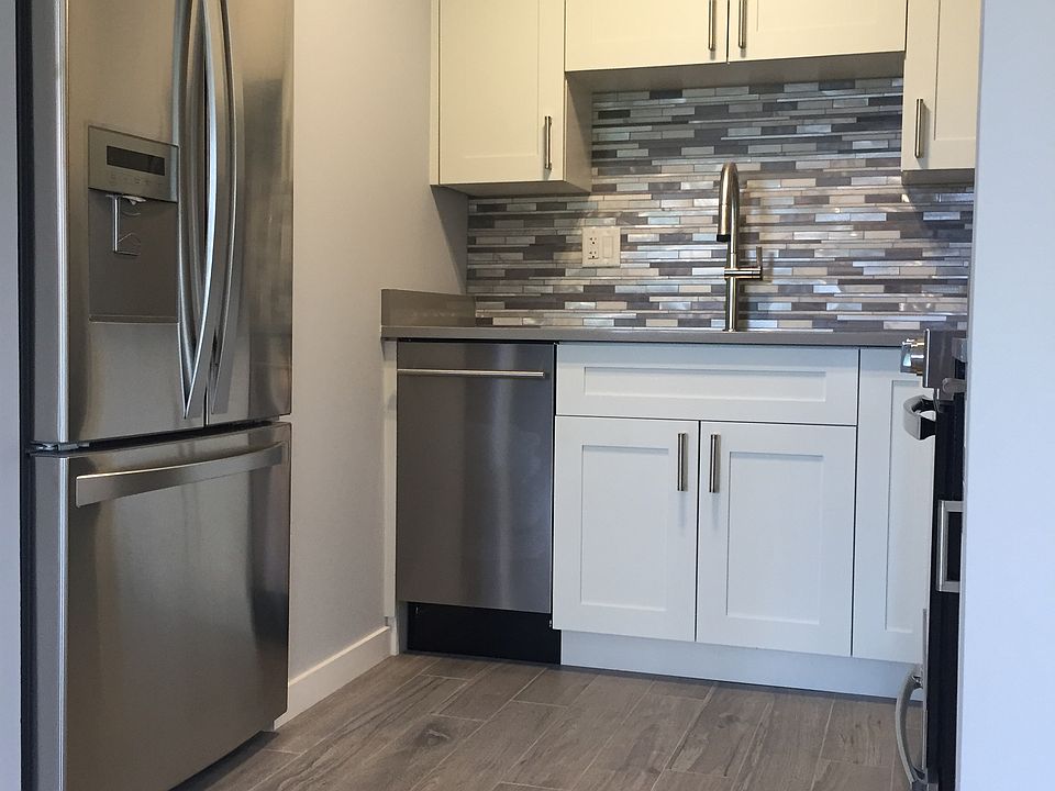 Brand new kitchen/appliances