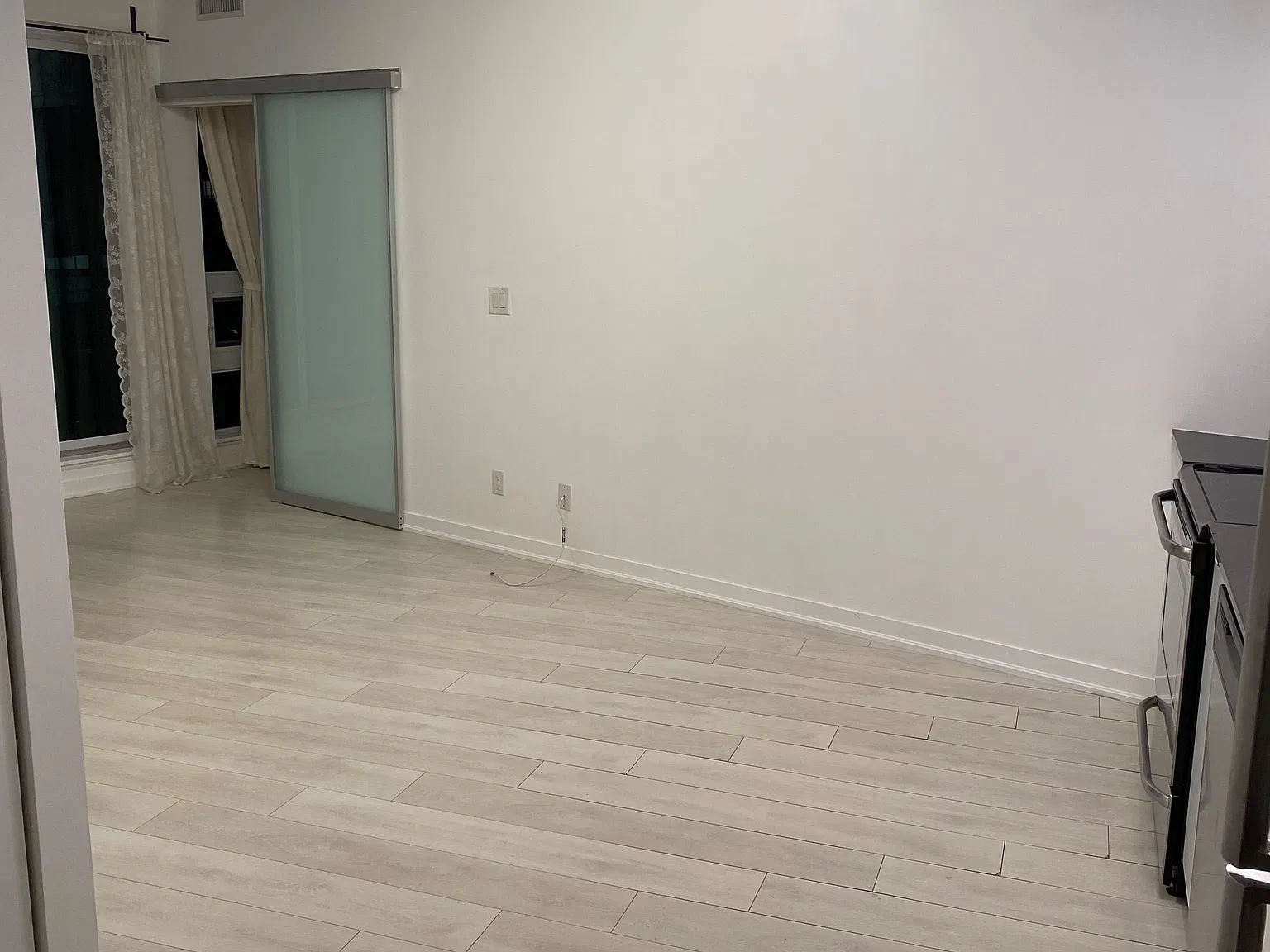 150 E Liberty St — Photo 3