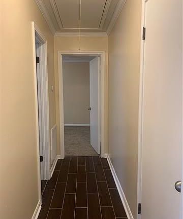 5th image of 810 Navy St