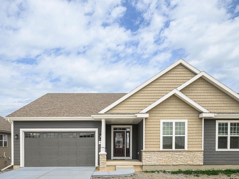 1st image of 2046 Leopold Way