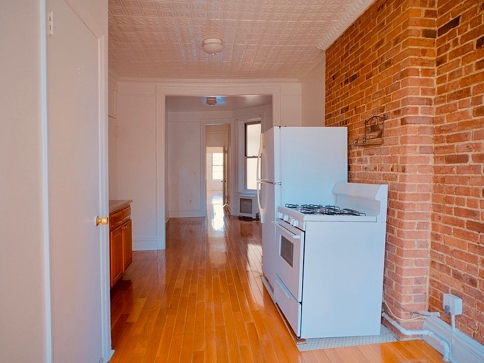 1st image of 322 E 94th St APT 5