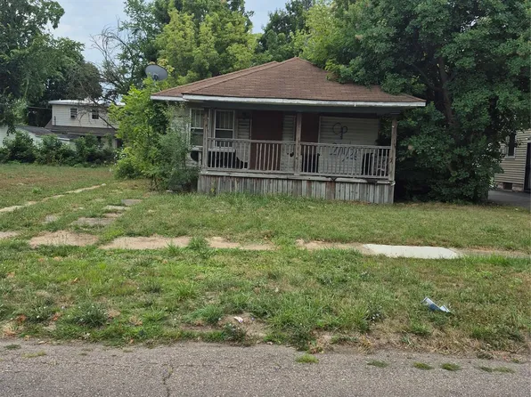 2221 Clement St, Flint, MI 48504