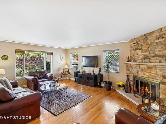 5th image of 8755 Georgiana Ave