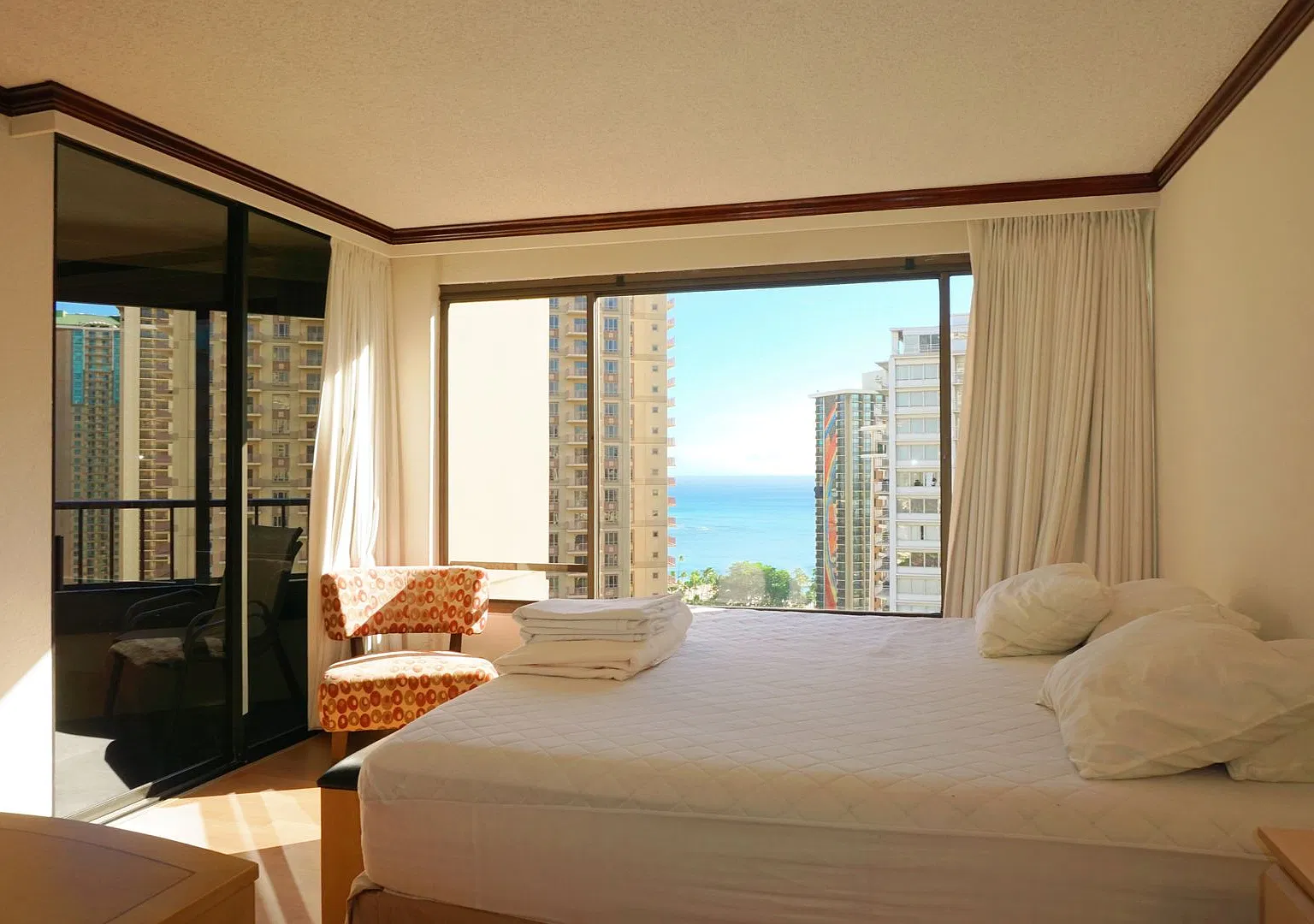 Waikiki One-Bedroom with Central A/C, Ocean Views, & Parking — Photo 1