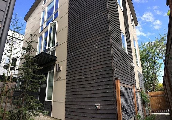 SE exterior