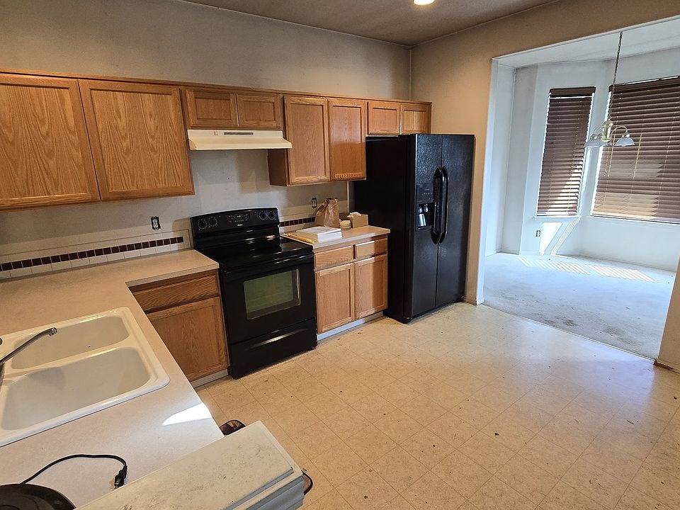 2nd image of 2599 NW 1st Dr