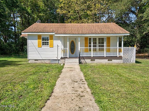 3rd image of 304 Gum Avenue