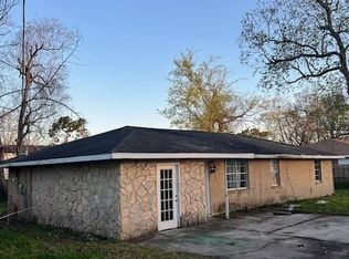 635 Saint Louis St, Raceland, LA 70394