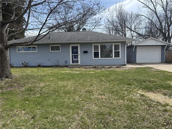 10 E Columbia St, Danville, IL 61832