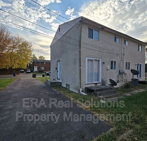1622 Smith Rd — Photo 16