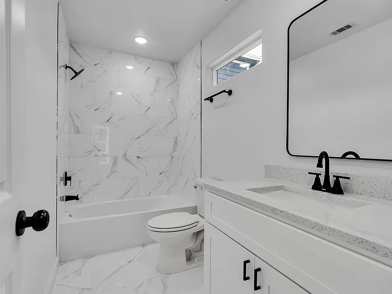 8102 Crestview #B — Photo 13