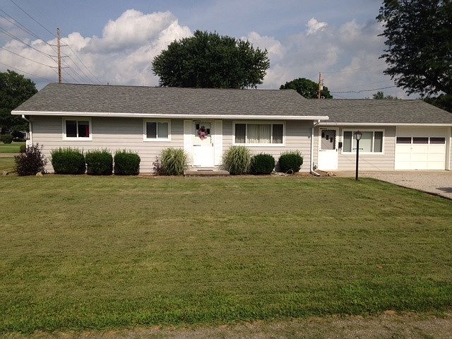 1st image of 1604 Wynnewood Dr