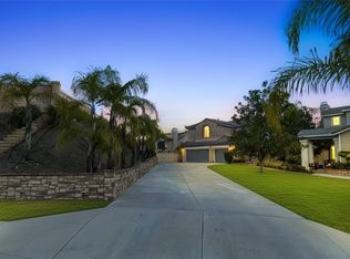23 Via Palmieki Ct, Lake Elsinore, CA 92532