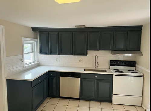47 Oak St #B Photo 1