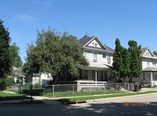 1027 Wellington St, Waterloo, IA 50702