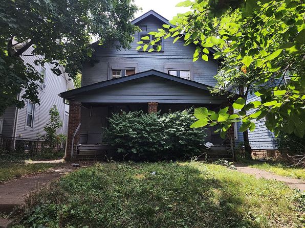 411-413 E 14th Ave